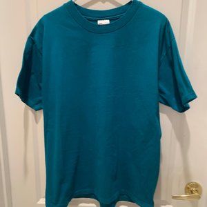 NWOT Size LG Turquoise Beefy T-shirt